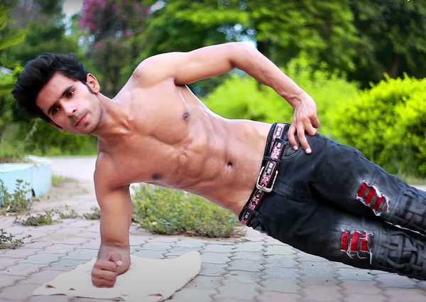 Watch: Muzamil Fitness's 10-Minute Morning Workout