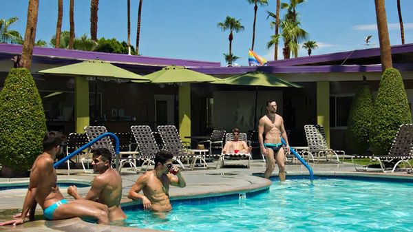 Give the Gift of a Winter Gaycation: Celebrate the Season with a Palm Springs Getaway