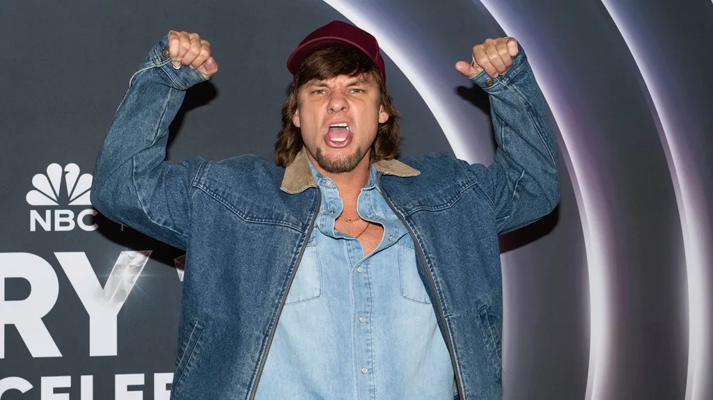 Theo Von Riffs on Drugs, Disabilities and Homosexuality Before Trump Speaks at US Base in Qatar