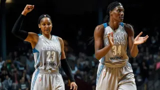 Bird, Fowles and Moore: the Most Dominant Hall of Fame Class in Women's Basketball History?