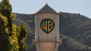 Paramount Goes Hostile in Bid for Warner Bros., Challenging a $72 Billion Offer by Netflix